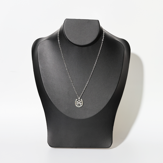 Horseshoe Clover Necklace